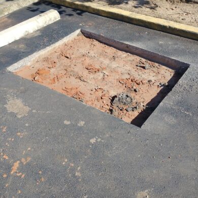 -parking lot maintenance, sealcoating, asphalt repair-