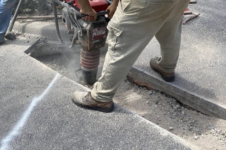 pensacola-parking-lot-pothole-repair-093