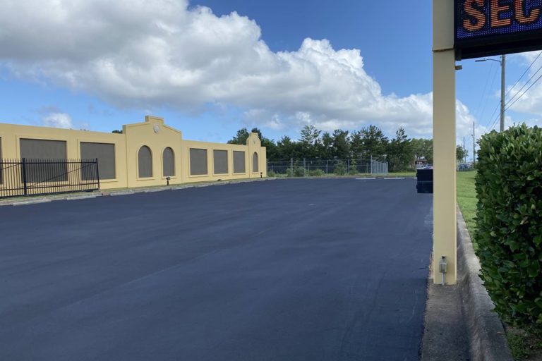 pensacola-parking-lot-sealcoating-striping-121